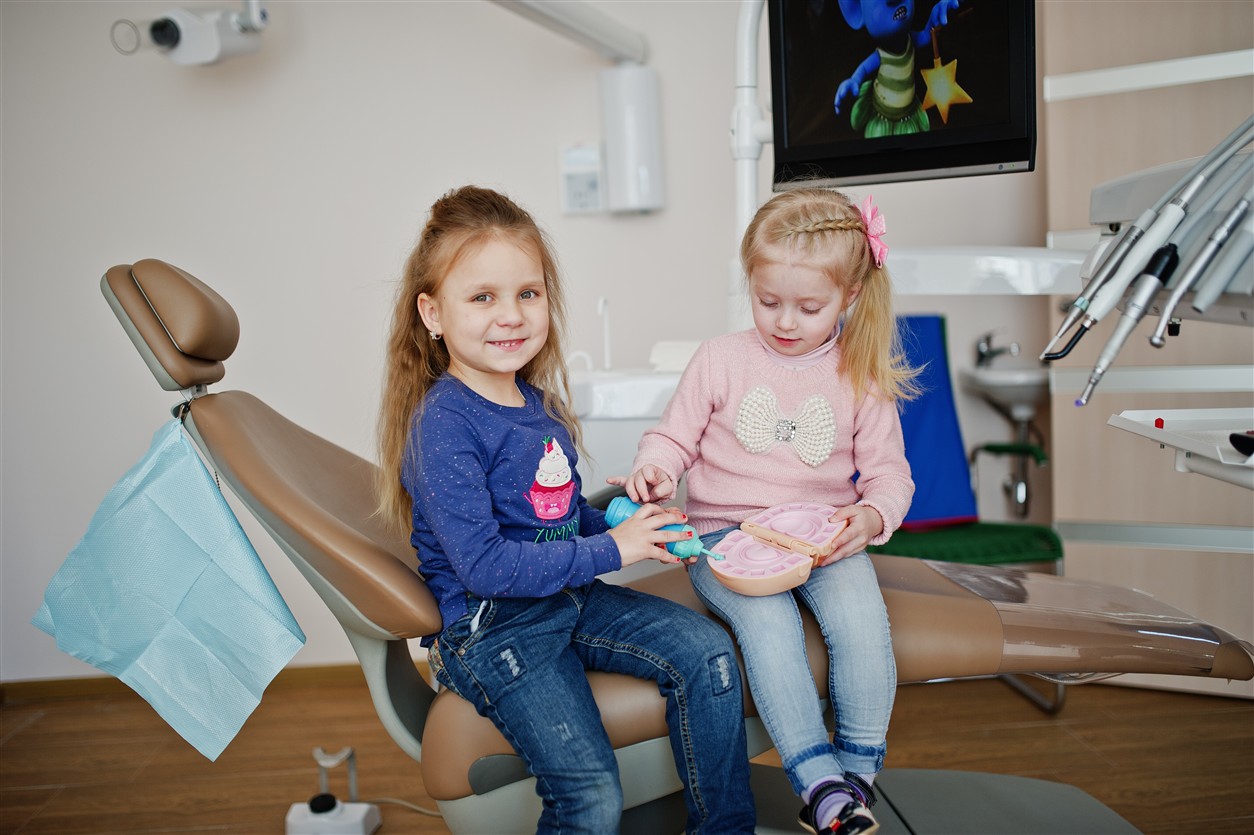 Kinderen in de tandartspraktijk